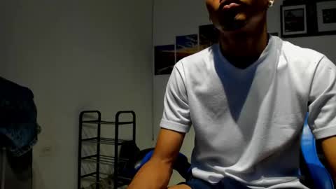 Snapshot of thiago_2004 chatting on 09/12/25, 08:20 thiago_2004 online show from 09/12/25, 08:20