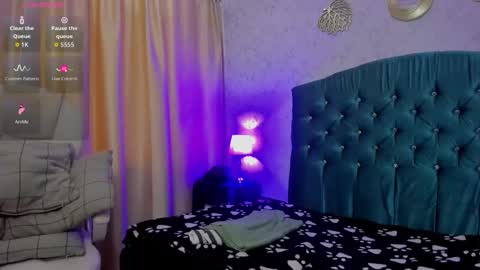 Snapshot of thiago_carlo chatting on 10/18/25, 12:06 thiago online show from 10/18/25, 12:06