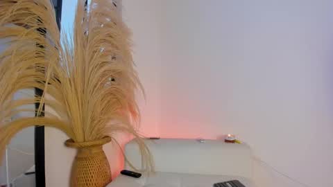 Thiago  online show from 11/10/25, 06:18