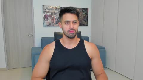 thiago_driussi online show from 01/22/25, 07:35