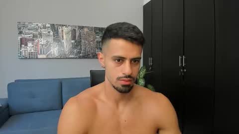 thiago_driussi online show from 11/08/25, 08:51