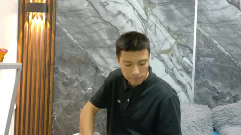 Snapshot of thiago_enzo chatting on 05/26/26, 03:24 online show from 05/26/26, 03:24