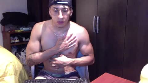 thiago_happy online show from 02/25/25, 03:31