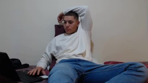 Thiago independent model online show from 12/15/24, 10:28