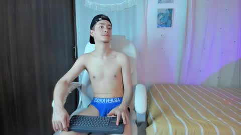 Manuel online show from 11/11/25, 03:06