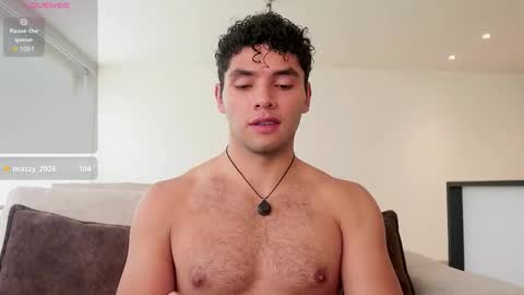 Just Thiago  online show from 11/30/25, 03:38