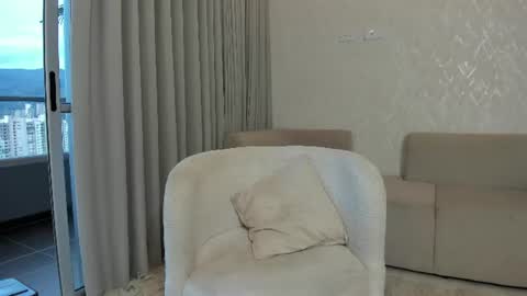 Snapshot of thiago_moretti chatting on 07/03/26, 11:11 THIAGO online show from 07/03/26, 11:11