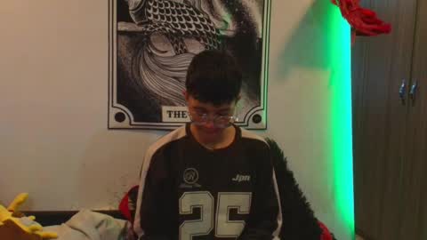 thiago_n_sam online show from 11/30/25, 01:53