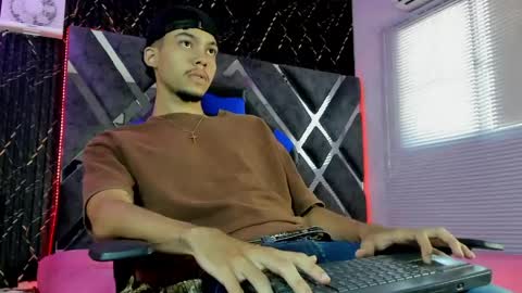 Thiago online show from 05/20/26, 07:53