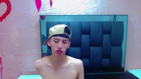 thiago_twink38 online show from 02/17/26, 07:16