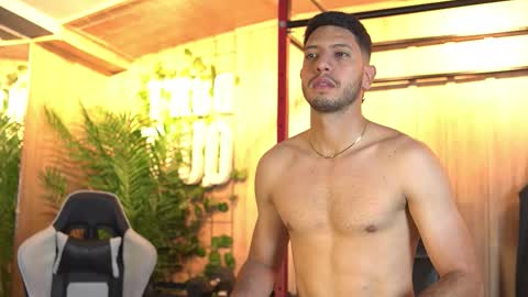 Thiago online show from 12/20/25, 12:34