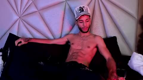 ThiagoFerreti online show from 04/09/26, 03:28