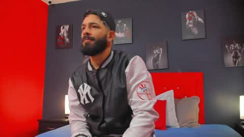 Thia Gomez online show from 12/11/24, 12:02