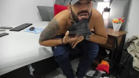 Thia Gomez online show from 03/06/26, 07:21