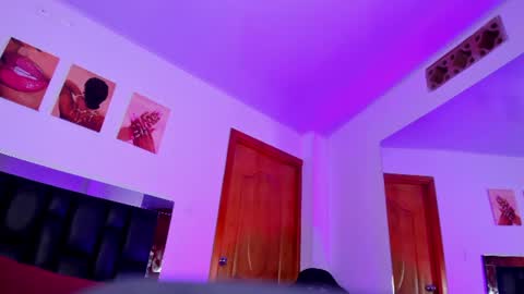 thiagosexy005 online show from 06/12/26, 01:48