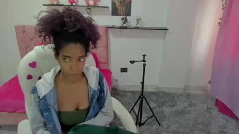 thianahornyy online show from 02/12/26, 01:50