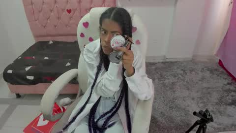 thianahornyy online show from 02/25/26, 01:32