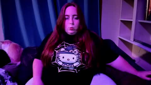 Snapshot of thiccjess420 chatting on 10/02/25, 02:07 Jess online show from 10/02/25, 02:07