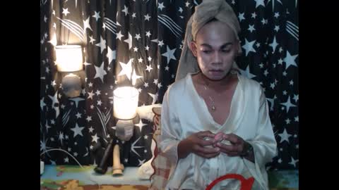 Snapshot of thick_bigcock13 chatting on 12/19/24, 10:13 gil online show from 12/19/24, 10:13