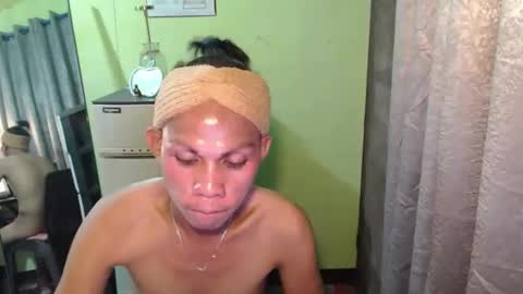 gil online show from 11/29/25, 08:28