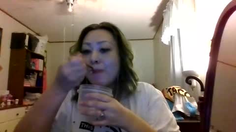 thickassazn93 online show from 11/18/25, 11:48