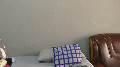 Snapshot of thickcaramel_p chatting on 02/21/25, 11:11 phindy online show from 02/21/25, 11:11