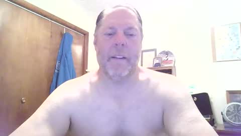 thickcock4u1105 online show from 05/20/26, 11:38