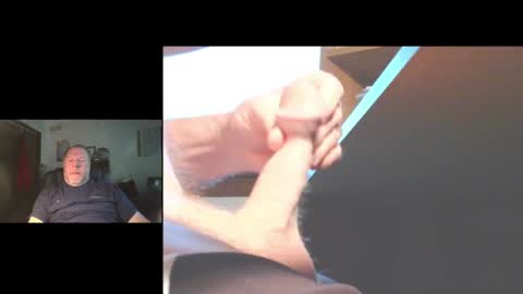 Snapshot of thickcock4u1105 chatting on 06/30/26, 11:44 thickcock4u1105 online show from 06/30/26, 11:44