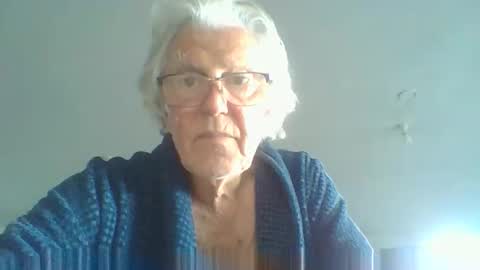 Snapshot of thickcockat71 chatting on 10/23/25, 06:39 Thickcockat71 online show from 10/23/25, 06:39