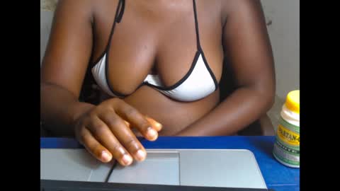 thickebonny7 online show from 03/29/26, 10:59