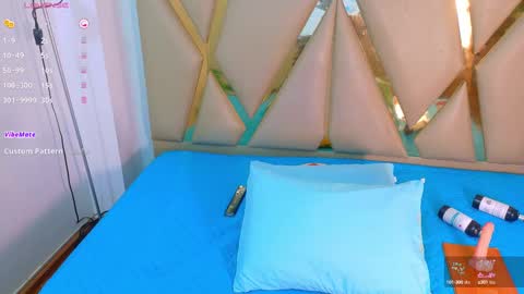 Snapshot of thickeebonyy chatting on 09/10/25, 02:55 thickeebonyy online show from 09/10/25, 02:55