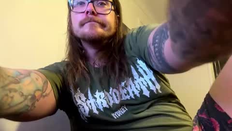 Snapshot of thickjimxx chatting on 01/17/26, 01:49 thickjimxx online show from 01/17/26, 01:49