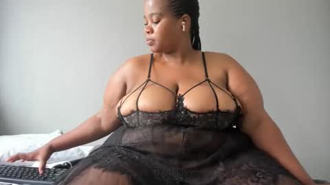 thickleeyanax online show from 02/09/25, 09:16