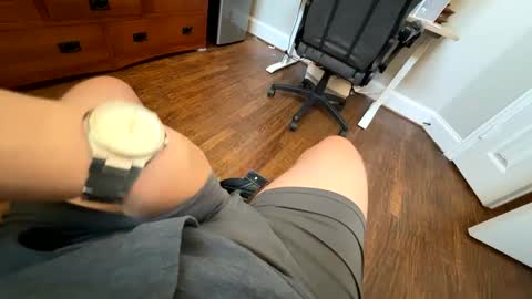 Snapshot of thickmcgee chatting on 09/26/25, 04:33 thickmcgee online show from 09/26/25, 04:33