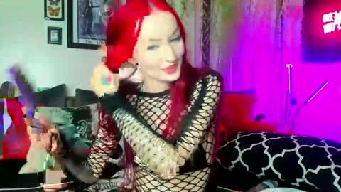 thickneyaadams online show from 10/16/25, 05:19