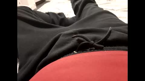 Snapshot of thicksingarters chatting on 02/11/25, 06:22 thicksingarters online show from 02/11/25, 06:22