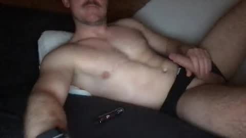 thierrinho8148 online show from 04/08/26, 07:25