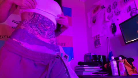 snacks online show from 01/13/25, 08:58