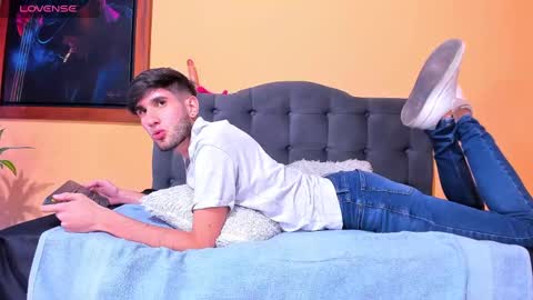 Thiiago online show from 12/16/24, 04:05