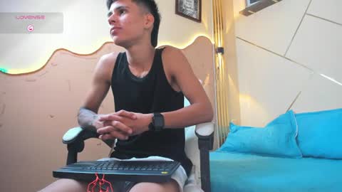 Thiago online show from 07/25/26, 02:03