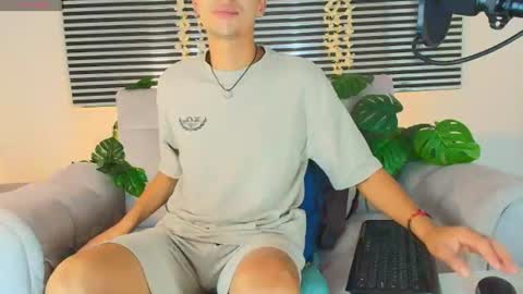 Thiago Saenzz online show from 06/18/26, 08:24