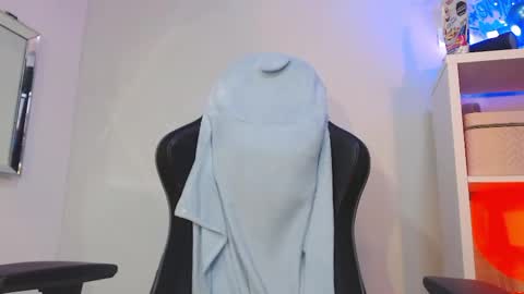 sara online show from 12/14/24, 01:50