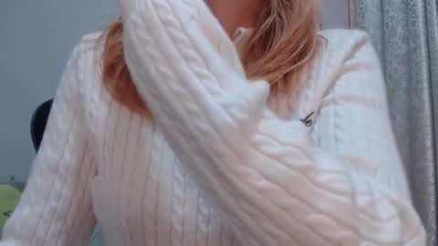 sara online show from 03/25/26, 02:17