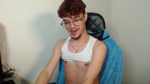 Snapshot of thin_thomas chatting on 11/09/25, 06:12 Tom online show from 11/09/25, 06:12