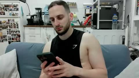 Snapshot of thinboy2 chatting on 04/16/26, 05:25 Thinboy2 online show from 04/16/26, 05:25