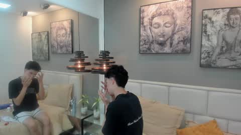 Thom online show from 04/08/26, 11:43