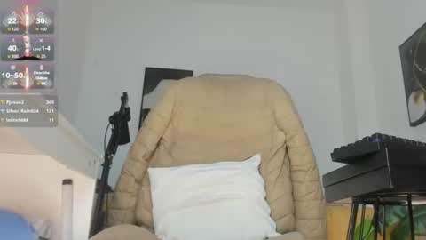 Snapshot of thom_ohtani chatting on 07/10/26, 06:39 thom_ohtani online show from 07/10/26, 06:39