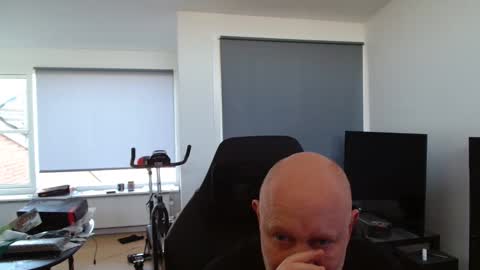 Snapshot of thomas315627 chatting on 04/21/26, 10:32 thomas315627 online show from 04/21/26, 10:32
