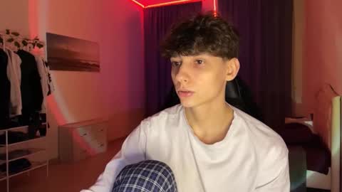 Thomas Hill online show from 03/10/26, 10:48