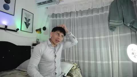 Thomas and Lyan online show from 02/13/26, 09:11